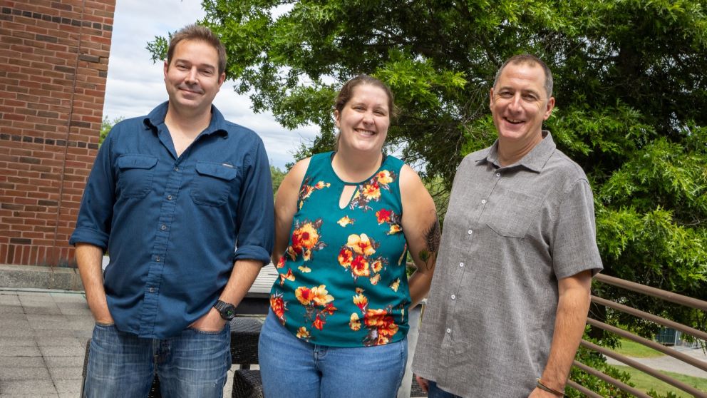 (l to r) The Jackson Laboratory's Eric Bloss, Sarah Heuer and Gareth Howell